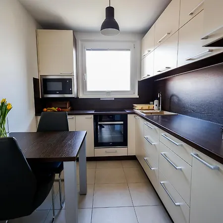 Coldweek - Near X-bionic Sphere شقة Šamorín